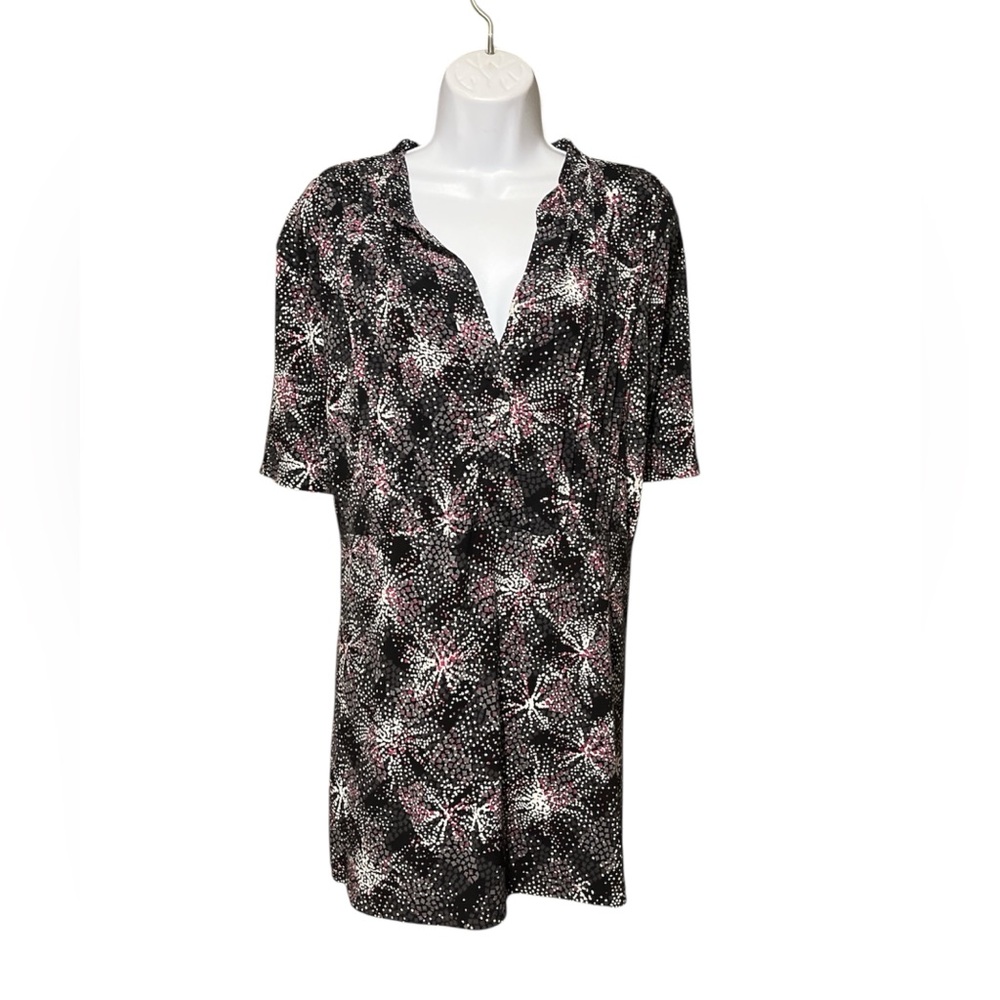 Style & Co. Black short sleeve V-Neck Twist Front Top